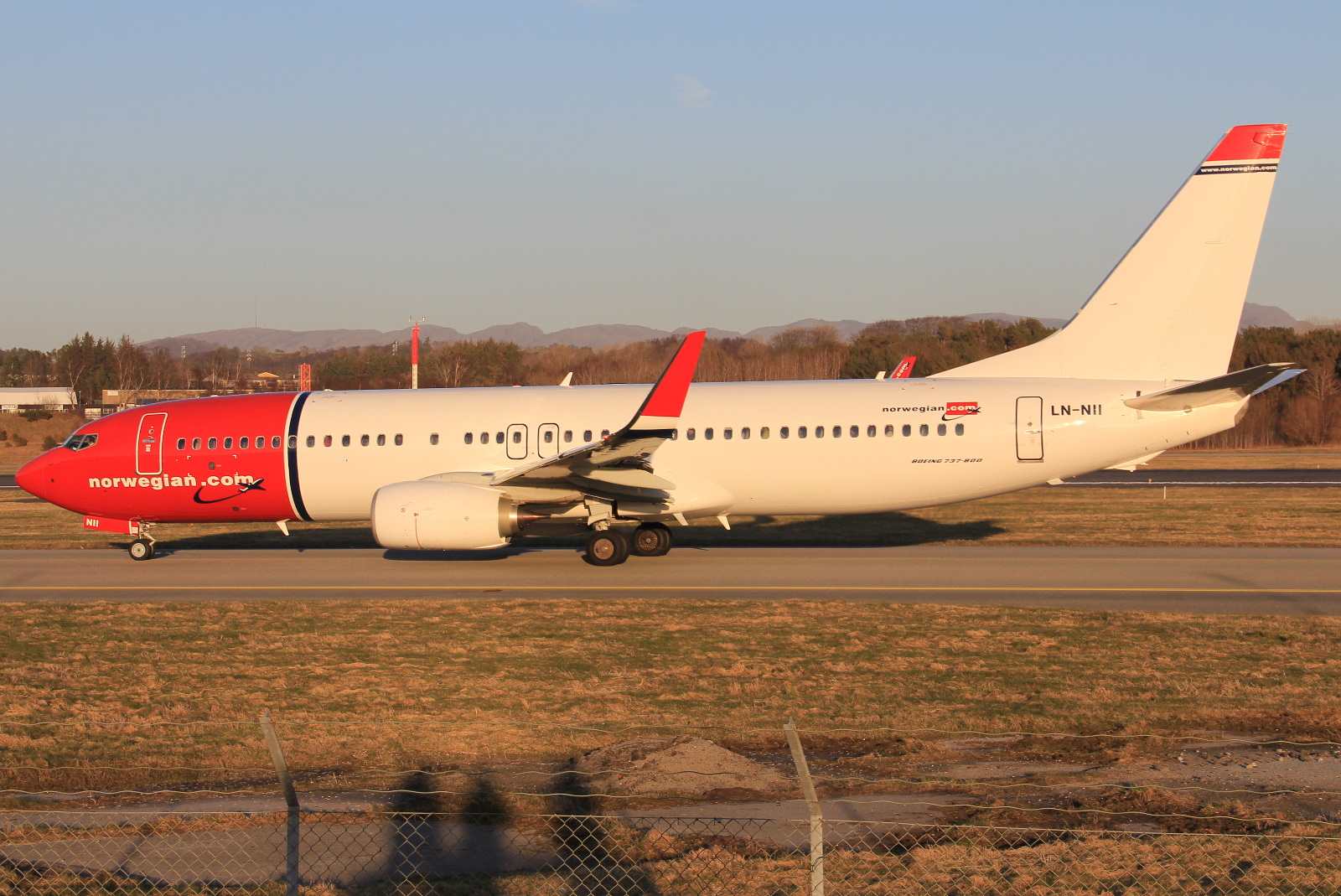 LN-NII (43877) 2014 Boeing 737-8JP WL