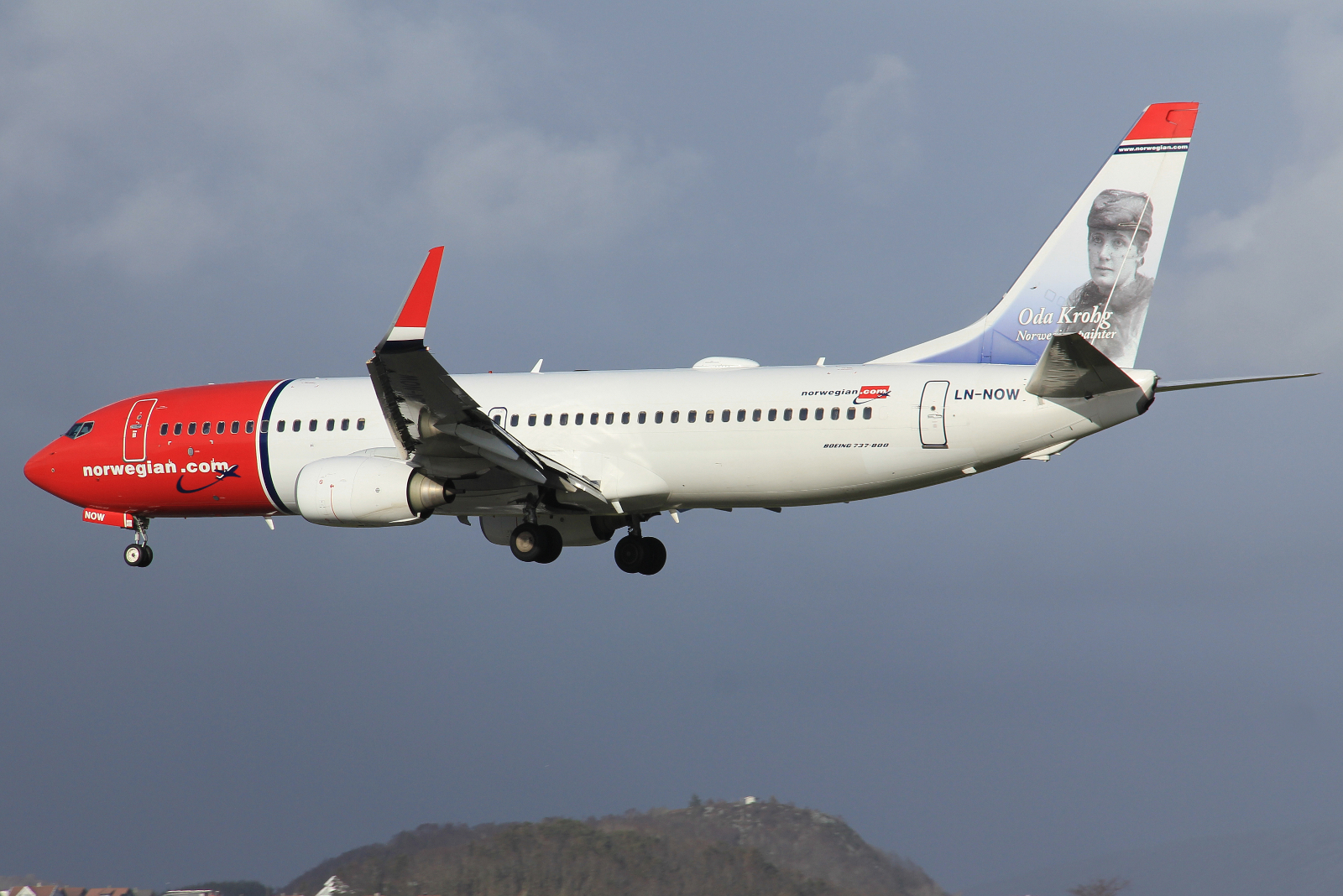 LN-NOW (37817) 2010 Boeing 737-8JP WL
