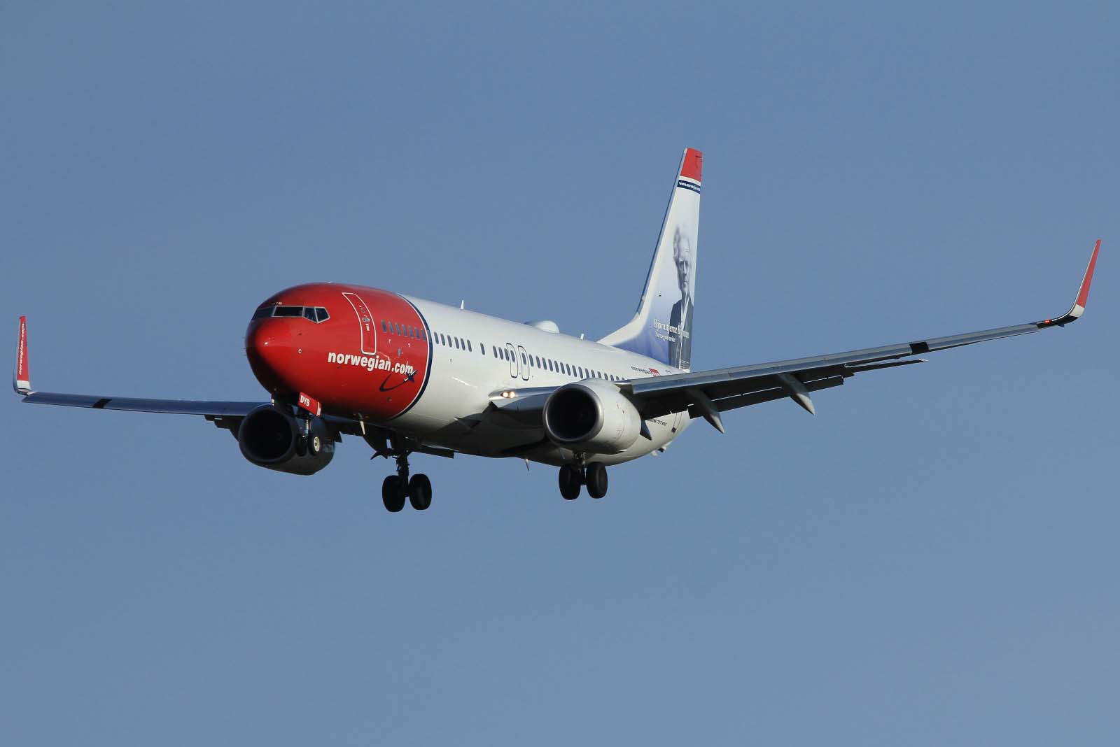 LN-DYB (39163) 2009 Boeing 737-8JP WL