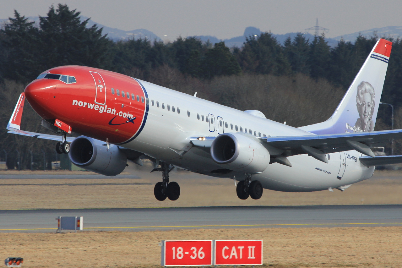 LN-NGI (39020) 2013 Boeing 737-8JP WL
