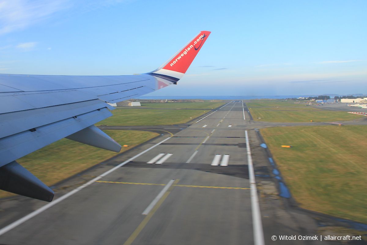 LN-NOR (39412) 2011 Boeing 737-81D WL