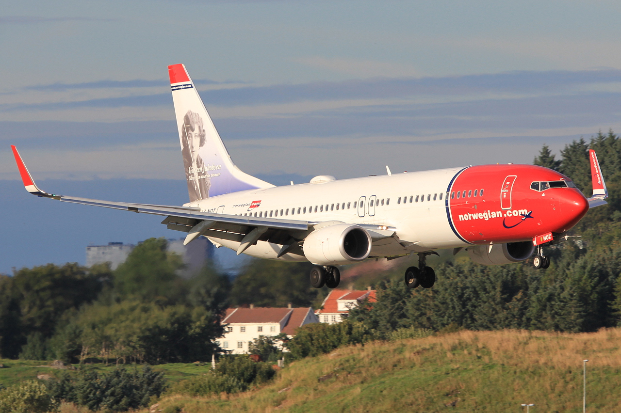 LN-NOZ (39420) 2011 Boeing 737-8JP WL