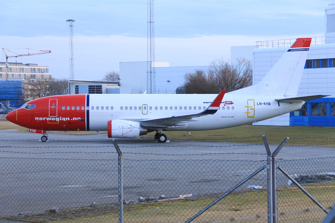 LN-KHB (29264) 1998 Boeing 737-31S WL