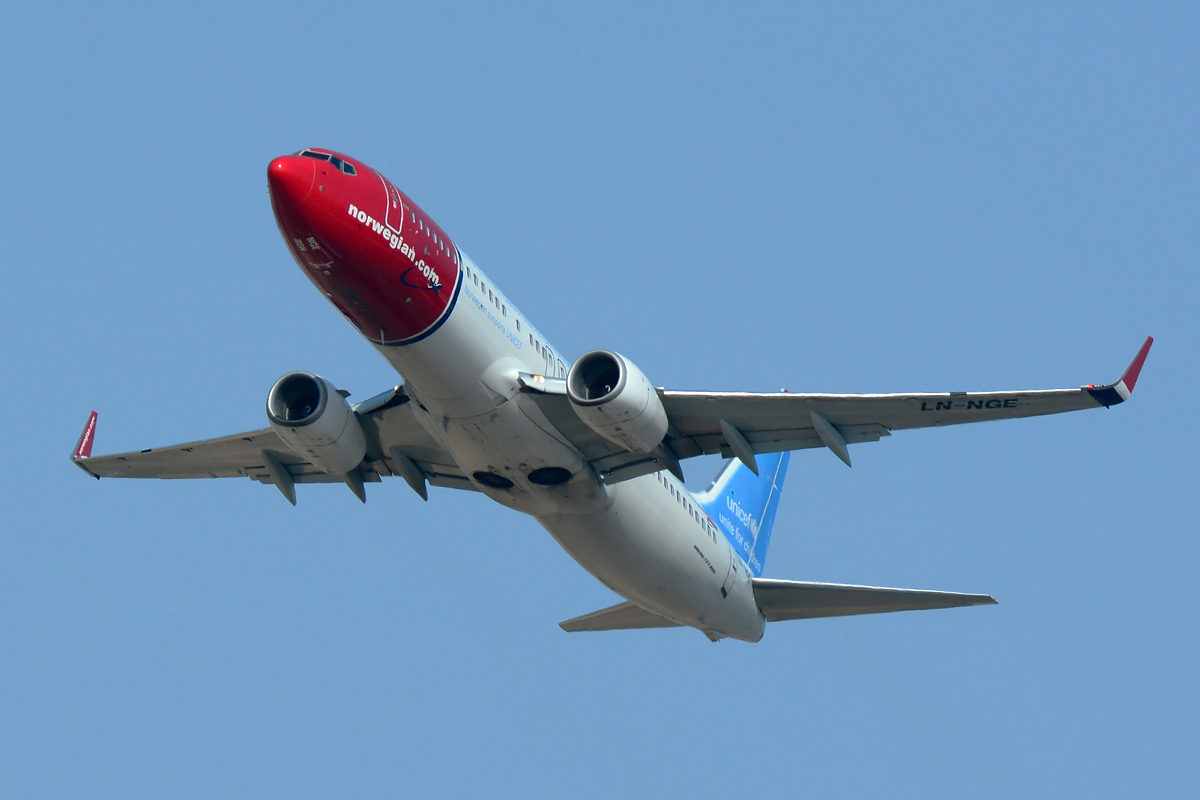 LN-NGE (39050) 2012 Boeing 737-8JP WL