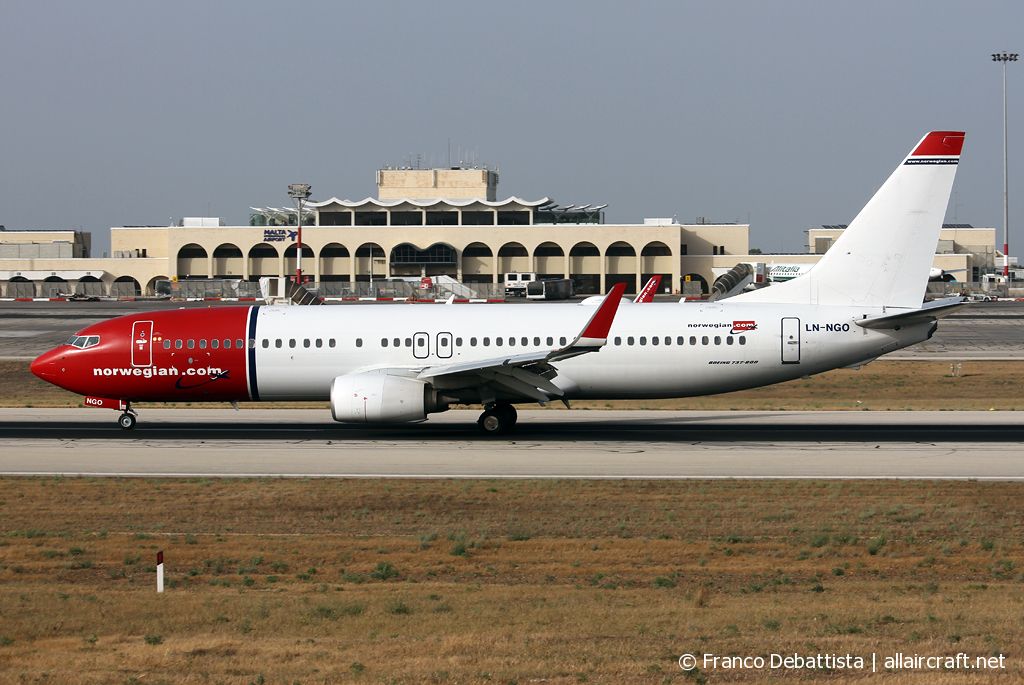 LN-NGO (39026) 2013 Boeing 737-8JP WL