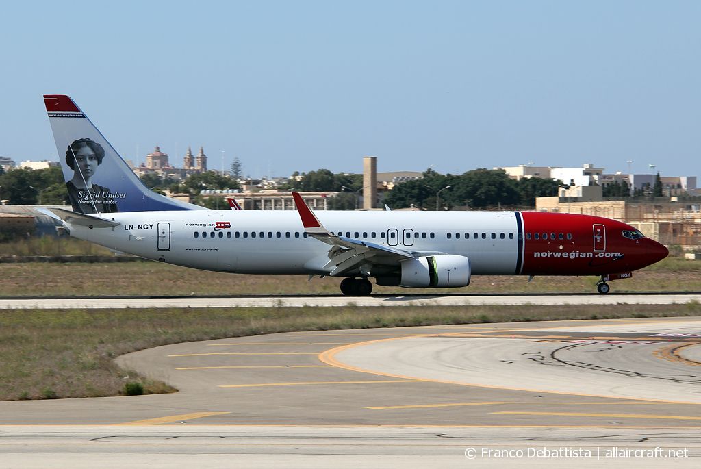LN-NGY (41126) 2014 Boeing 737-8JP WL