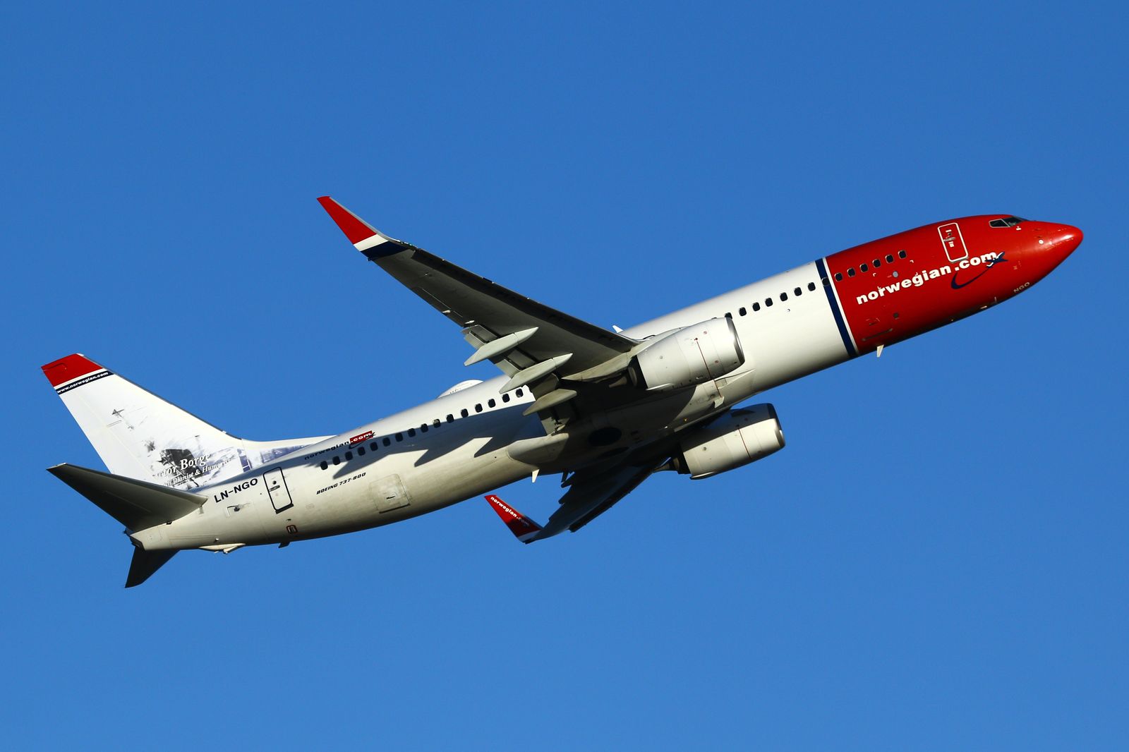 LN-NGO (39026) 2013 Boeing 737-8JP WL