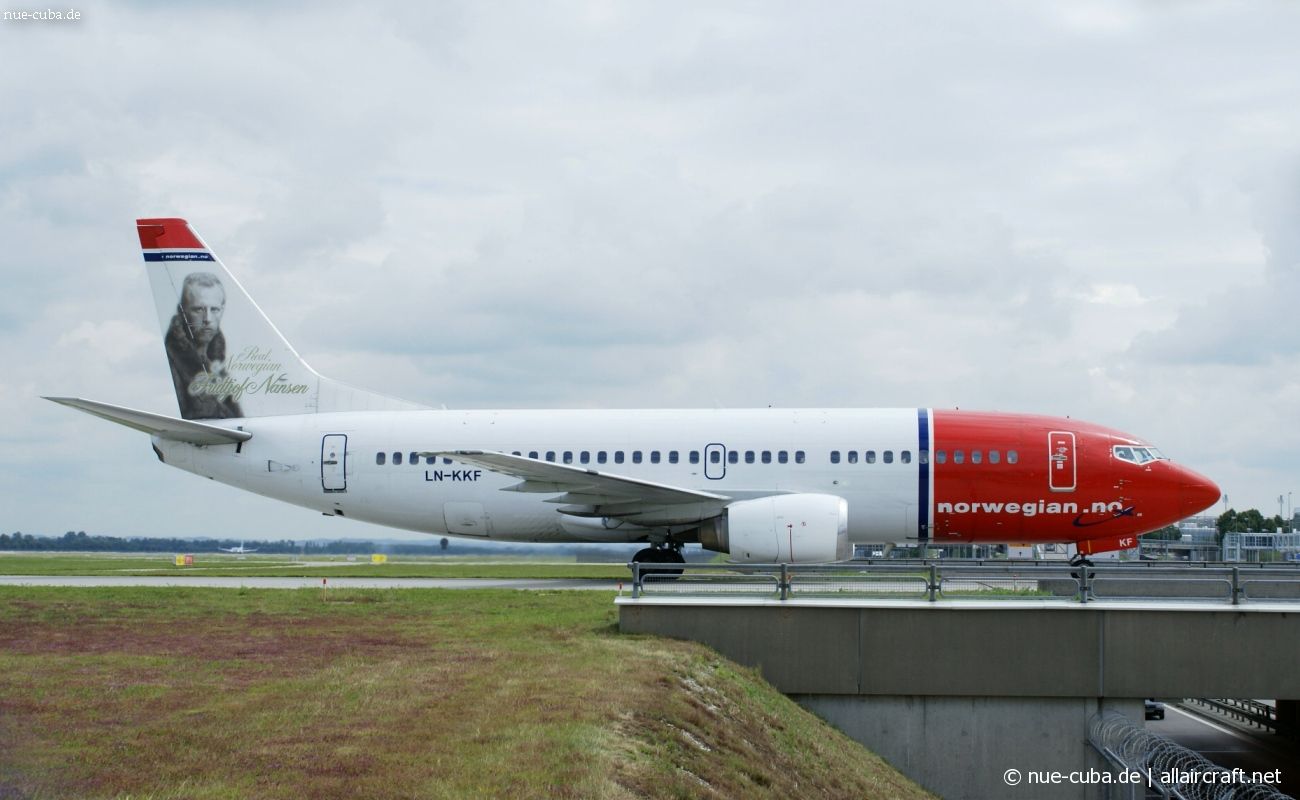 LN-KKF (24326) 1989 Boeing 737-3K2