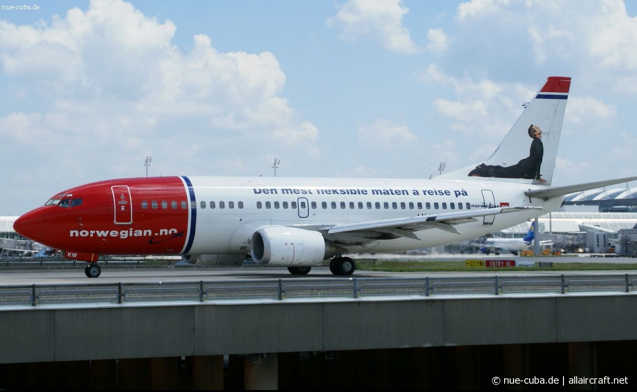 LN-KKW (24213) 1989 Boeing 737-3K9