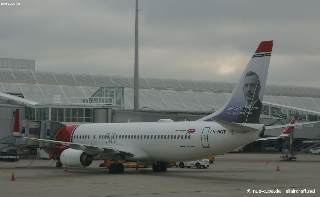 LN-NGT (41125) 2014 Boeing 737-8JP WL