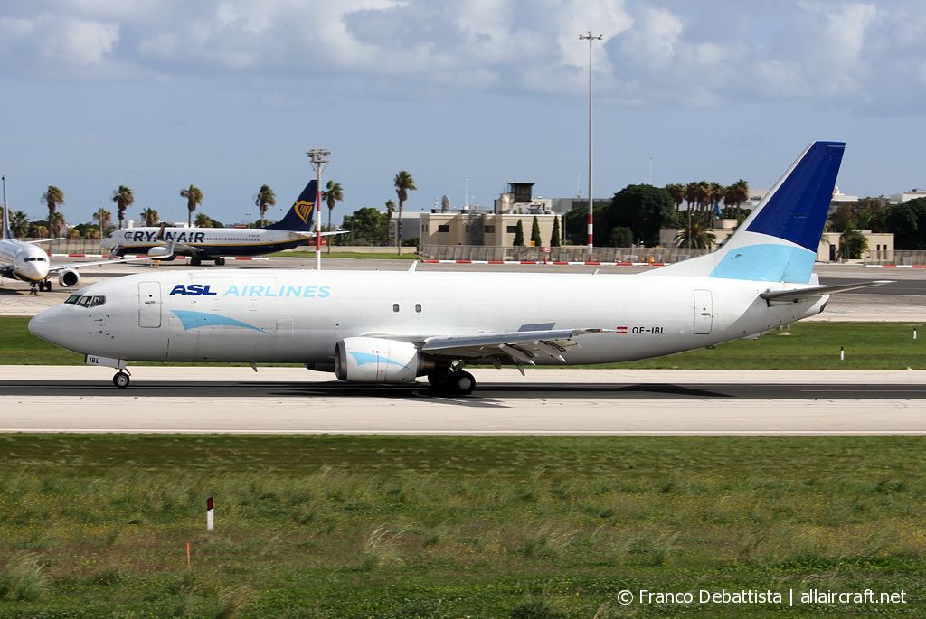 OE-IBL (28893) 1998 Boeing 737-490(SF)