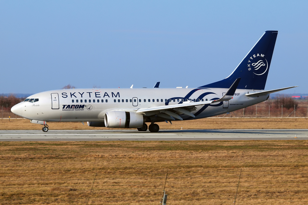 YR-BGF (28440) 2001 Boeing 737-78J(WL)