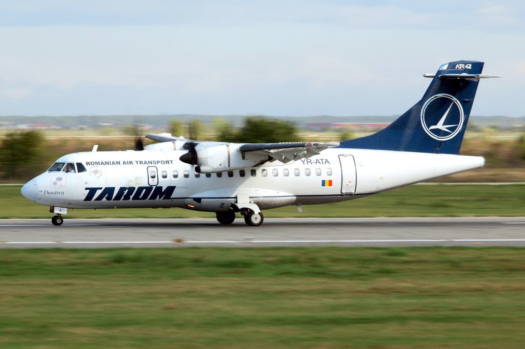 YR-ATA (566) 1997 ATR-42-500