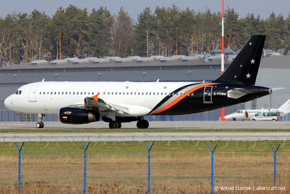G-POWM (cn 2564) Airbus A320-232