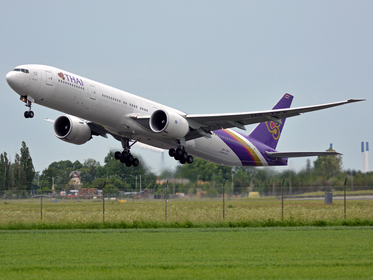 HS-TKV (42111) 2014 Boeing 777-3D7(ER)