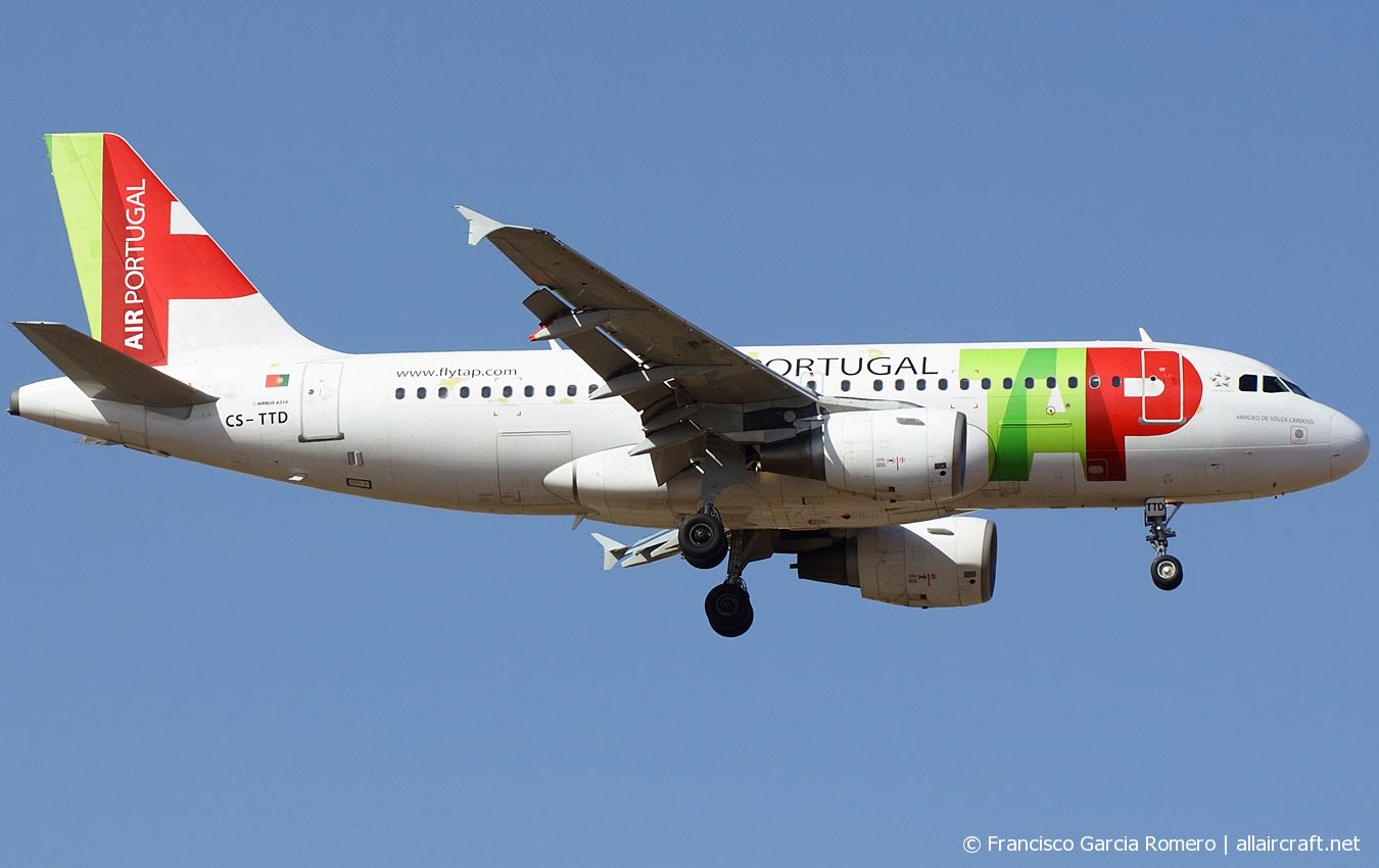 CS-TTD (790) 1998 Airbus A319-111