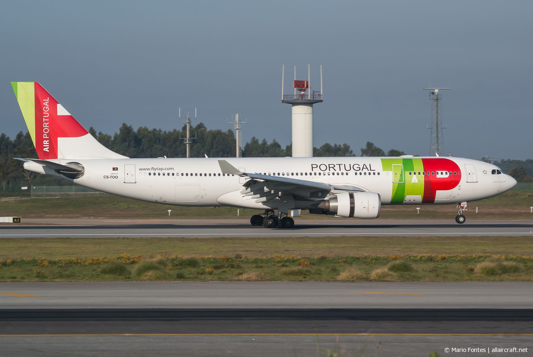 CS-TOO (914) 2008 Airbus A330-202
