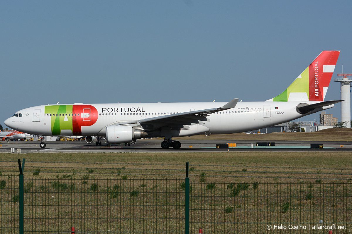 CS-TOO (914) 2008 Airbus A330-202