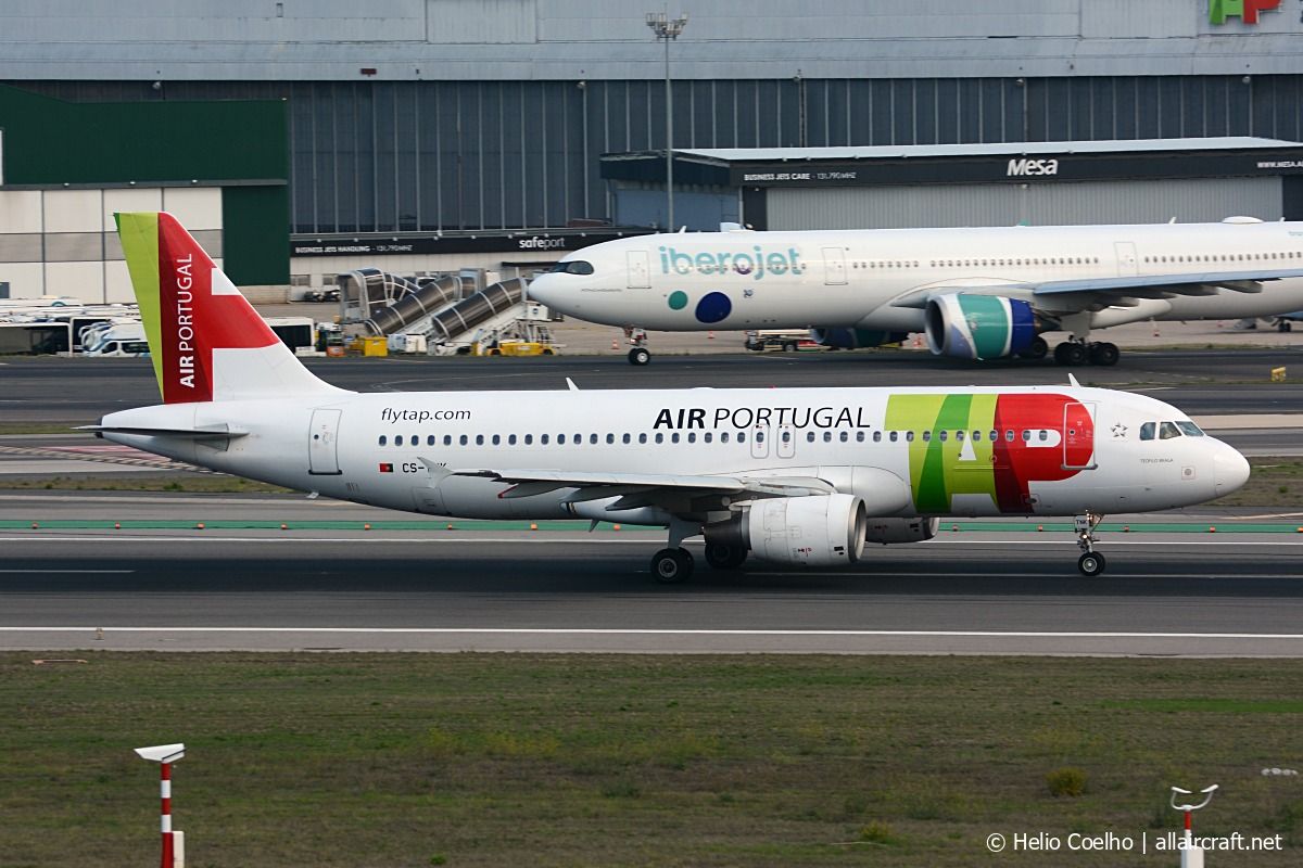 CS-TNK · Airbus A320-214 · (LIS / LPPT)