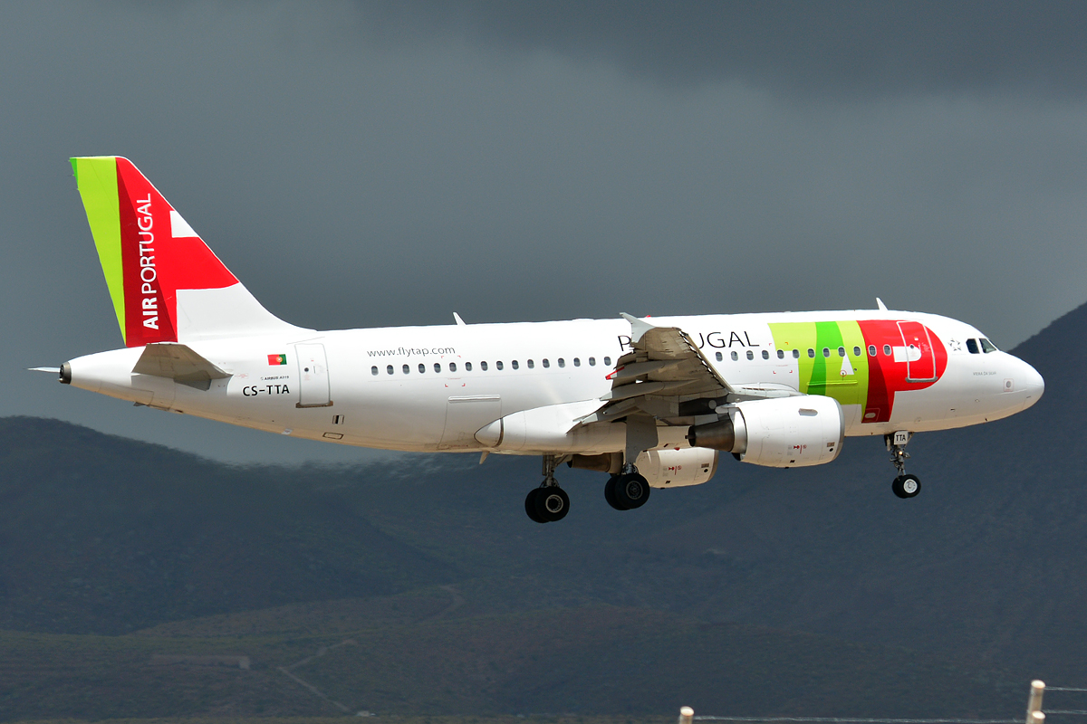 CS-TTA (750) 1997 Airbus A319-111