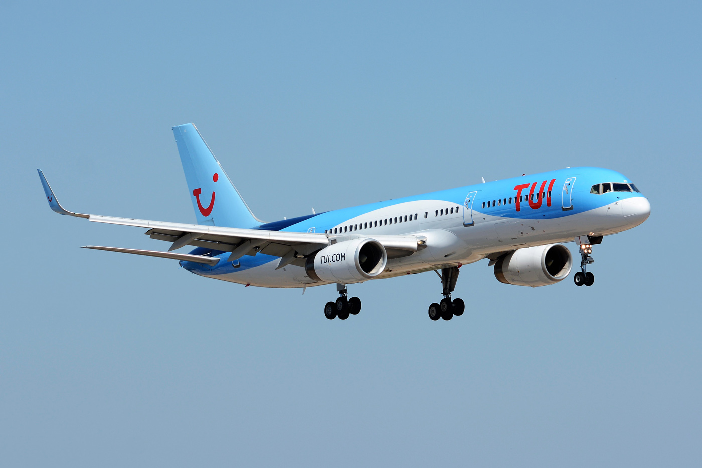 G-OOBC (33098) 2003 Boeing 757-28A WL