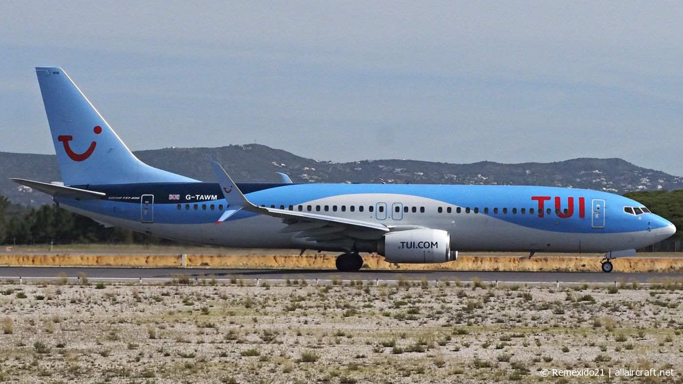 G-TAWM (37249) 2013 Boeing 737-8K5(WL)