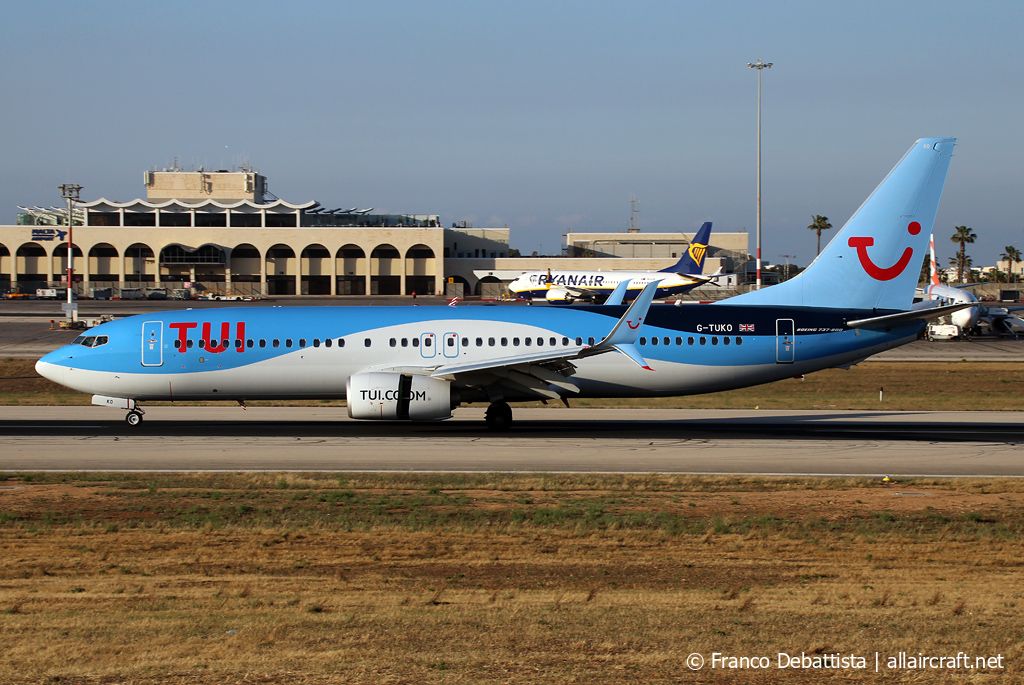 G-TUKO (37259) 2011 Boeing 737-8K5(WL)