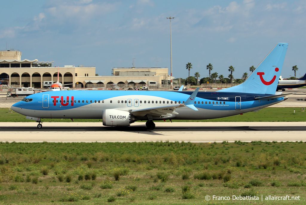 G-TUMT (44594) 2018 Boeing 737-8 MAX