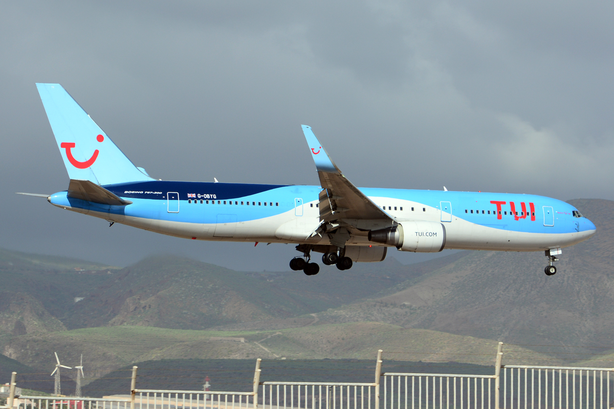G-OBYG (29137) 1998 Boeing 767-304(ER)(WL)