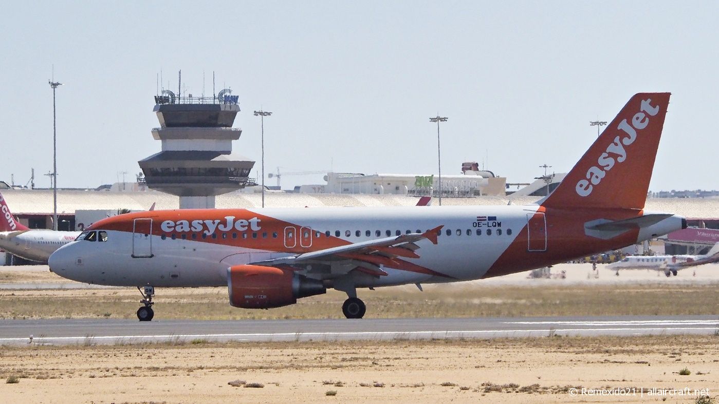 OE-LQW (4129) 2009 Airbus A319-111