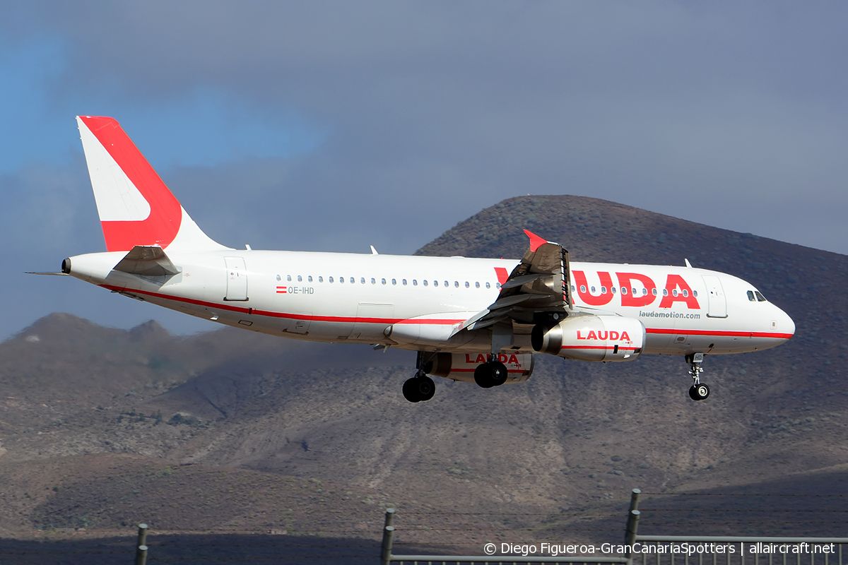 OE-IHD (3270) 2007 Airbus A320-232