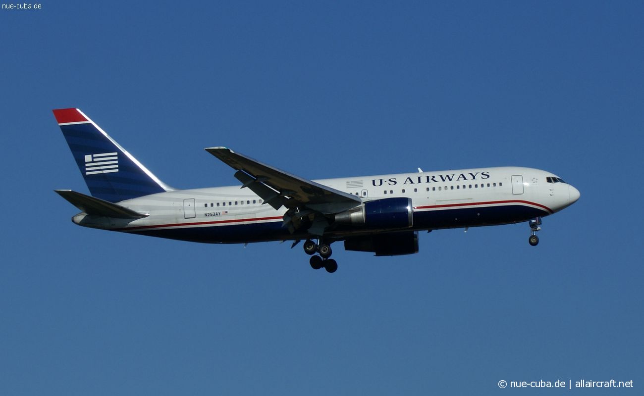 N253AY (24894) 1990 Boeing 767-2B7(ER)