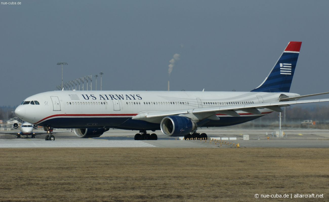 N270AY (315) 2000 Airbus A330-323