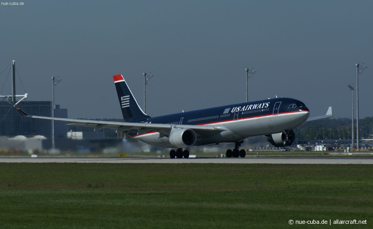N276AY (375) 2000 Airbus A330-323