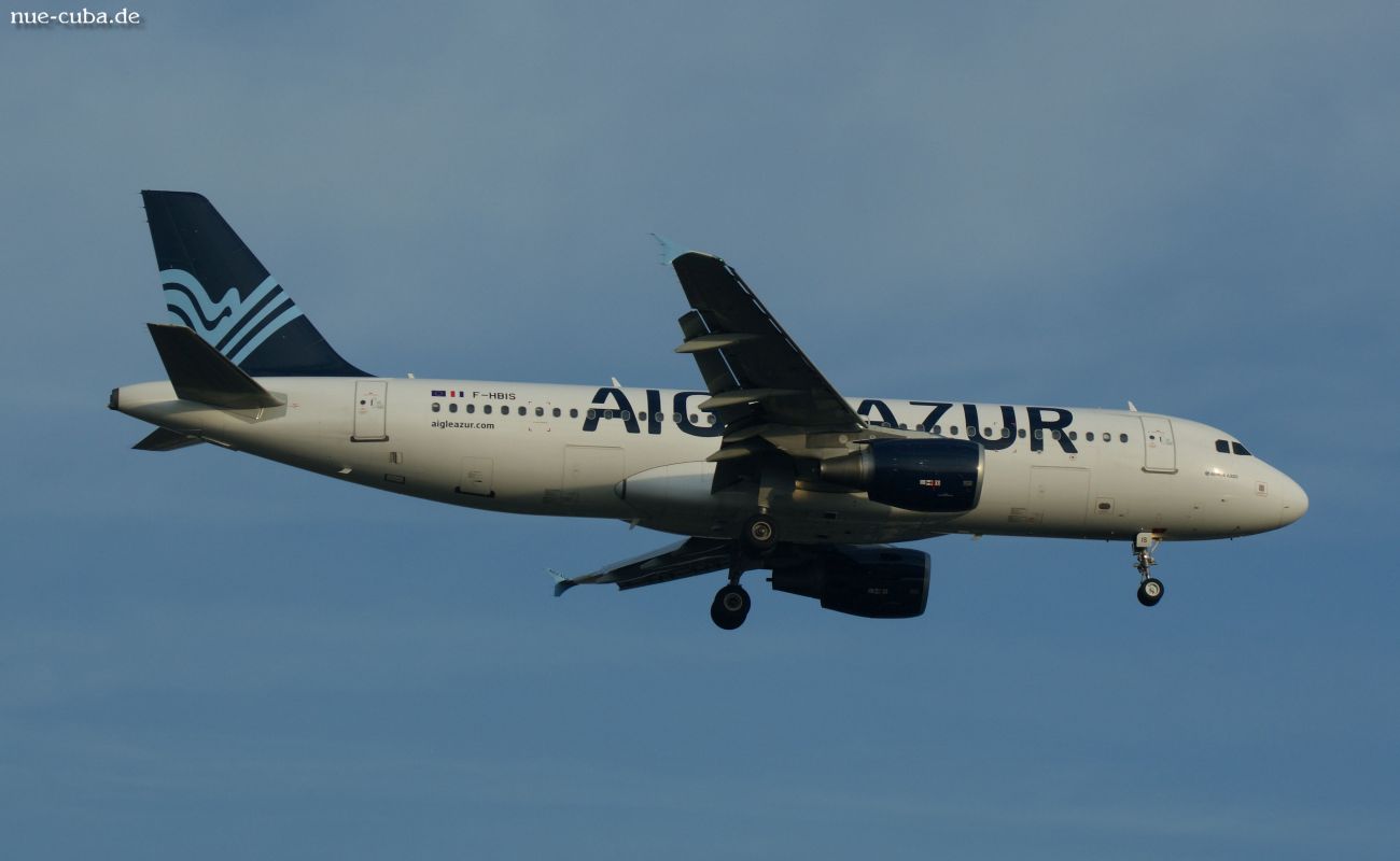 F-HBIS (3136) 2007 Airbus A320-214