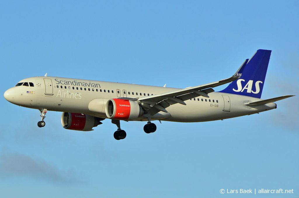 EI-SIB (7951) 2017 Airbus A320-251N