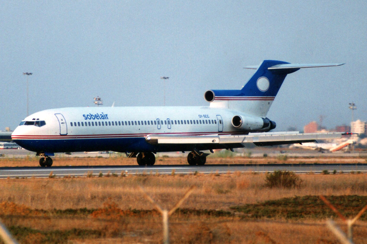 OY-SCC (21945) 1979 Boeing 727-212(Adv)