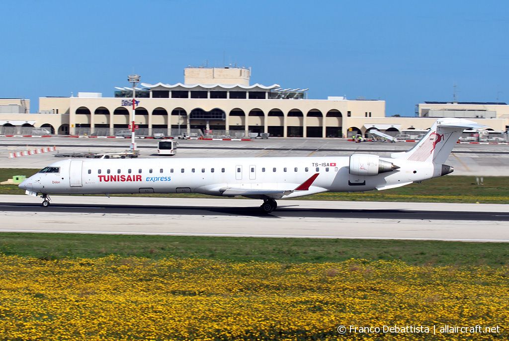 TS-ISA · Bombardier CRJ-900ER · (MLA / LMML)