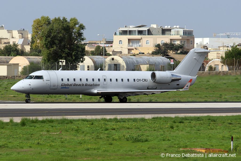 OY-CRJ (7384) 2000 Bombardier CRJ-200LR