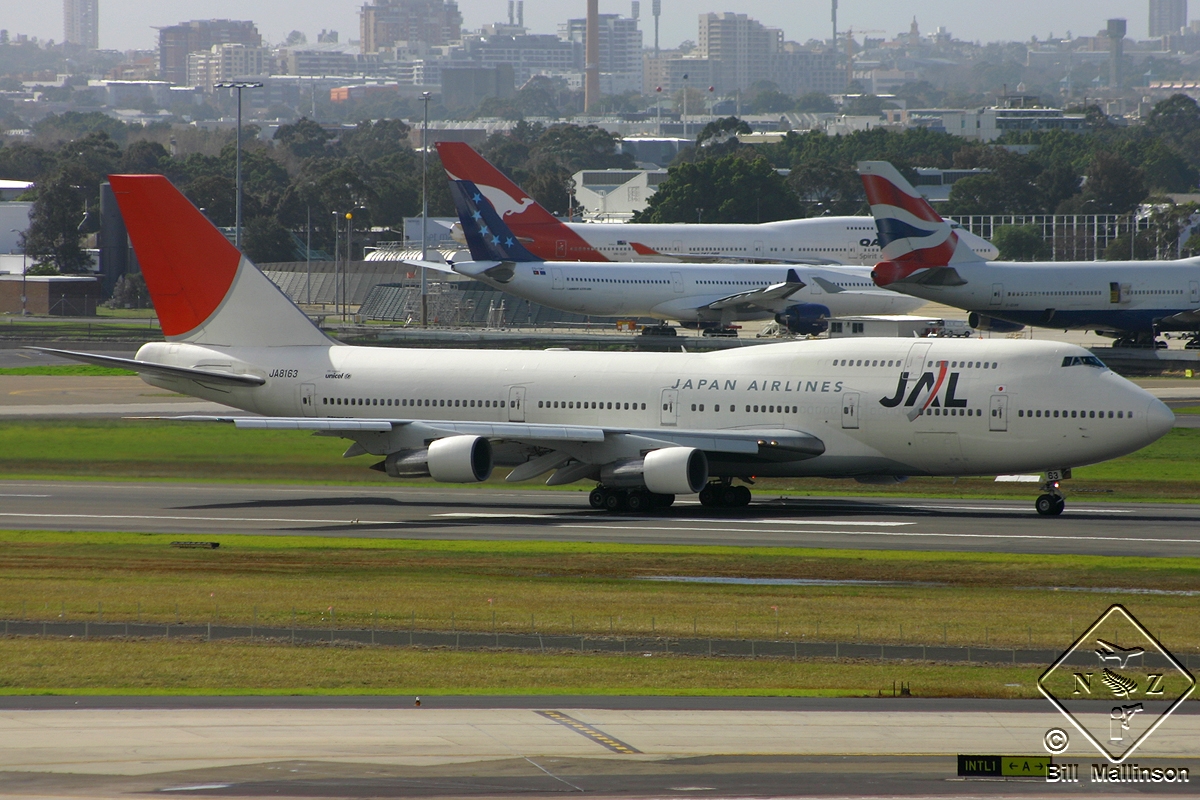 JA8163 · Boeing 747-346 · (SYD / YSSY)