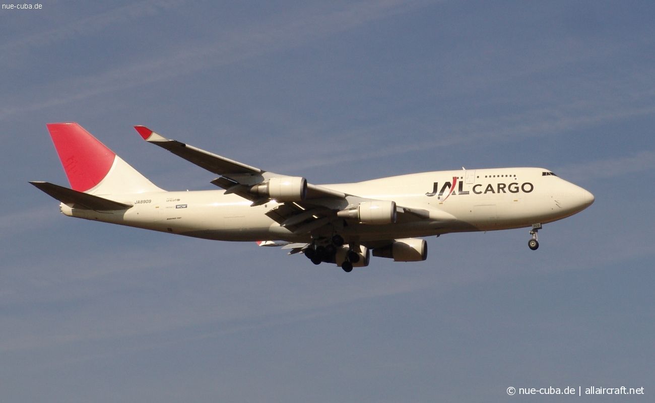 JA8909 (26353) 1993 Boeing 747-446(BCF)
