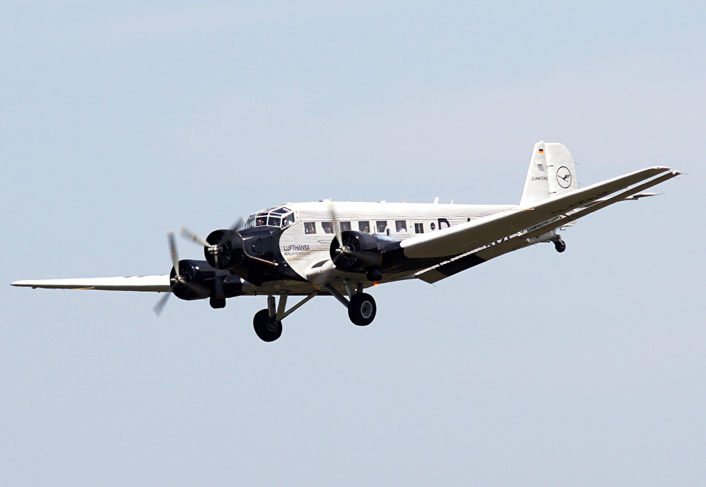 D-CDLH / D-AQUI 1936 Junkers Ju-52/3m