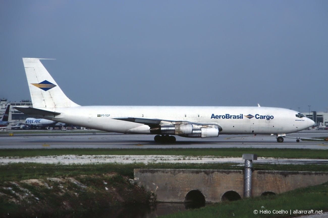 PT-TCP (19416) 1967 Boeing 707-365C