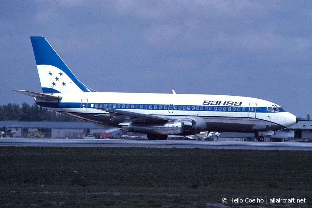 HR-SHG (19921) 1968 Boeing 737-214