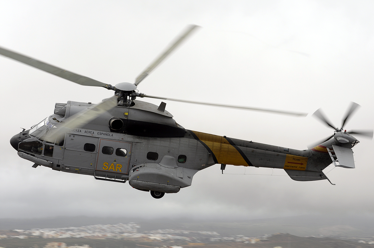 HD21-10 (2076) Aerospatiale AS-332B1 Super Puma