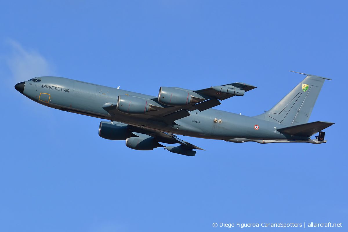 738 / 31-CJ (18698) 1963 Boeing C-135FR Stratotanker