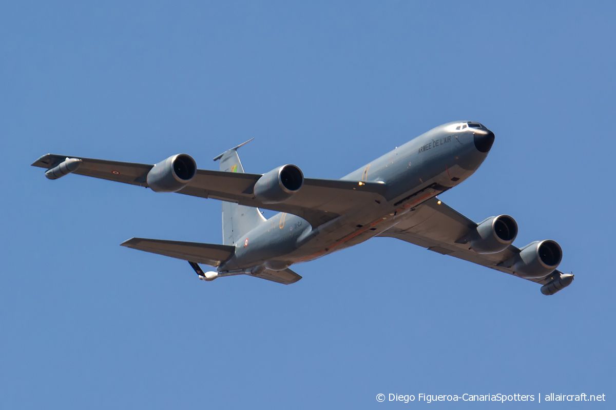738 / 31-CJ (18698) 1963 Boeing C-135FR Stratotanker