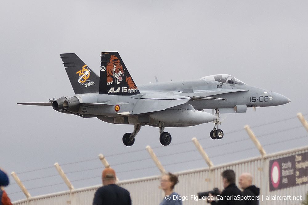C.15-21 / 15-08 McDonnell Douglas EF-18A Hornet