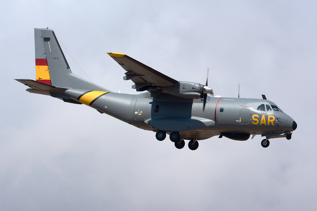 T.19B-14 (C059) 1992 CASA CN-235-100M