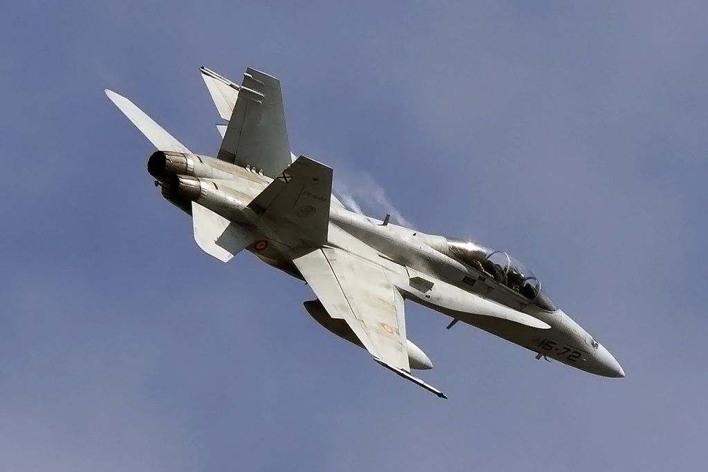 CE.15-03 (0395/B065) McDonnell Douglas EF-18BM Hornet